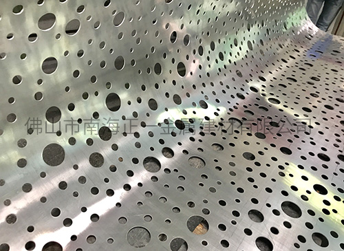 鏤空鋁單板價(jià)格