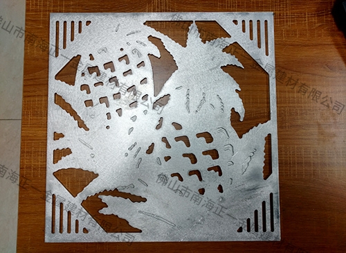 雕刻鋁單板